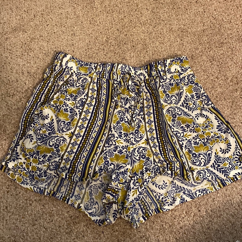 Juniors patterned drawstring linen shorts